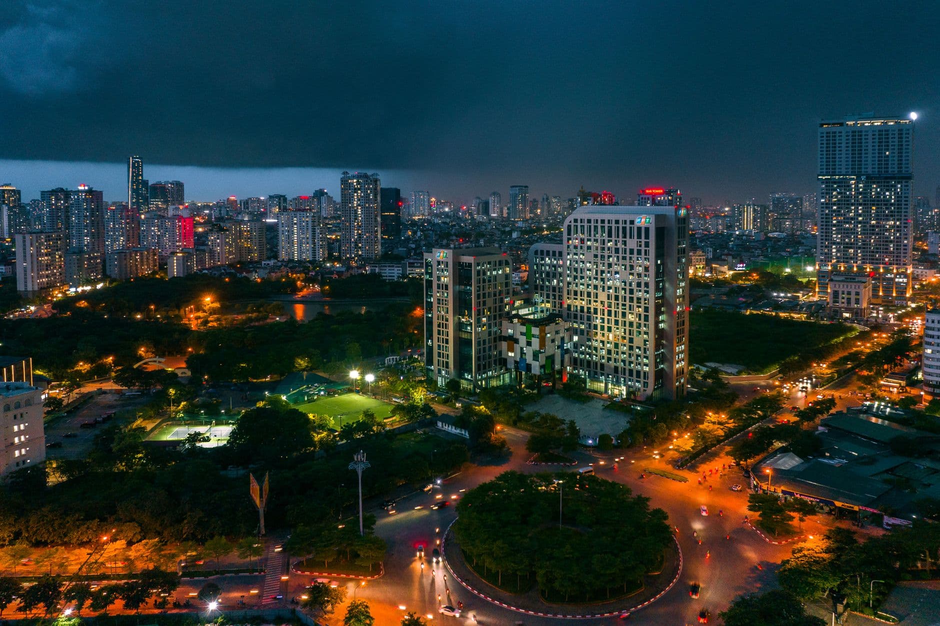 Đào Tạo AI Tại Hà Nội: Học Ở Đâu, Học Gì Trước Cho Người Đang Kinh Doanh (2026)